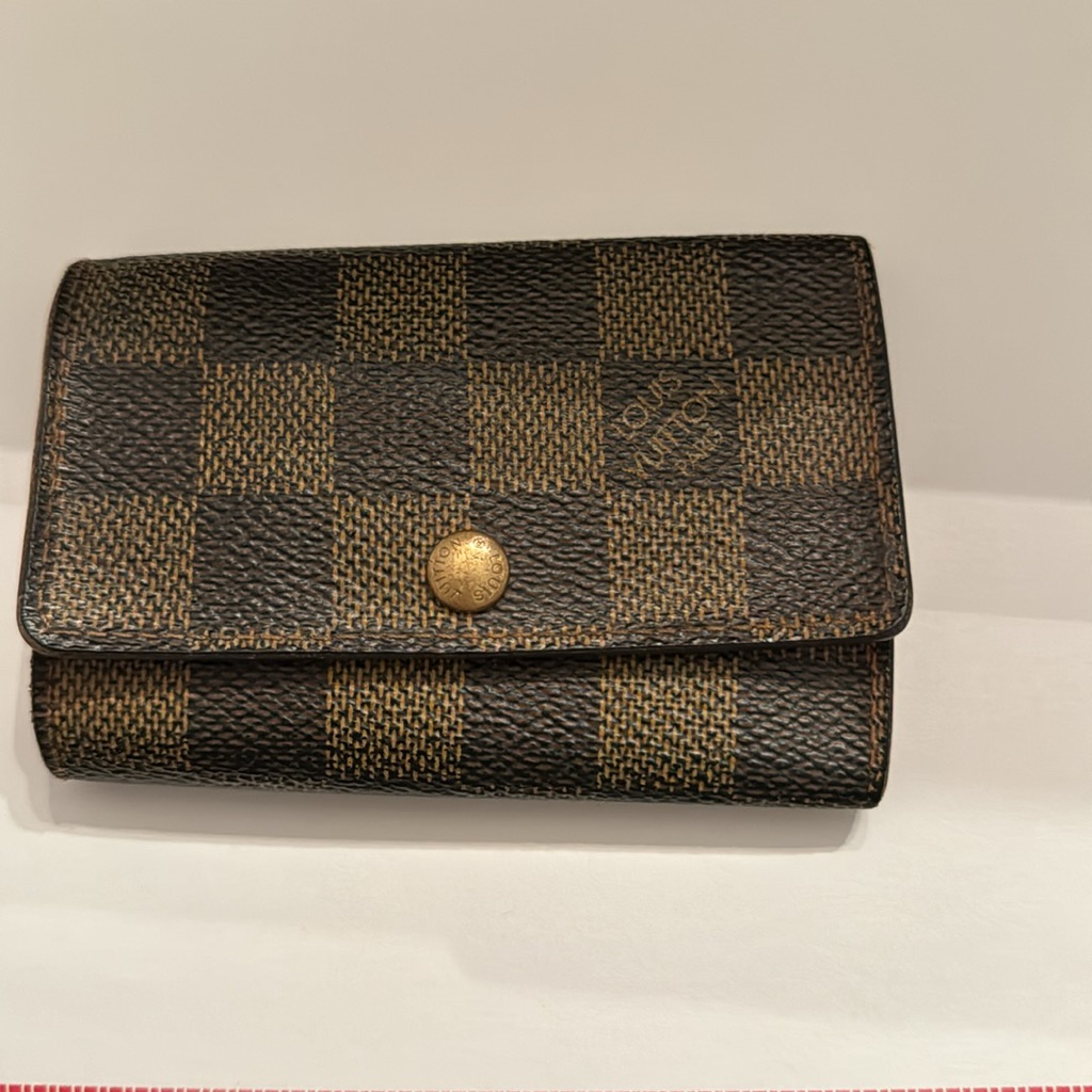 Louis Vuitton Damier Ebene Key Holder 6 Hook